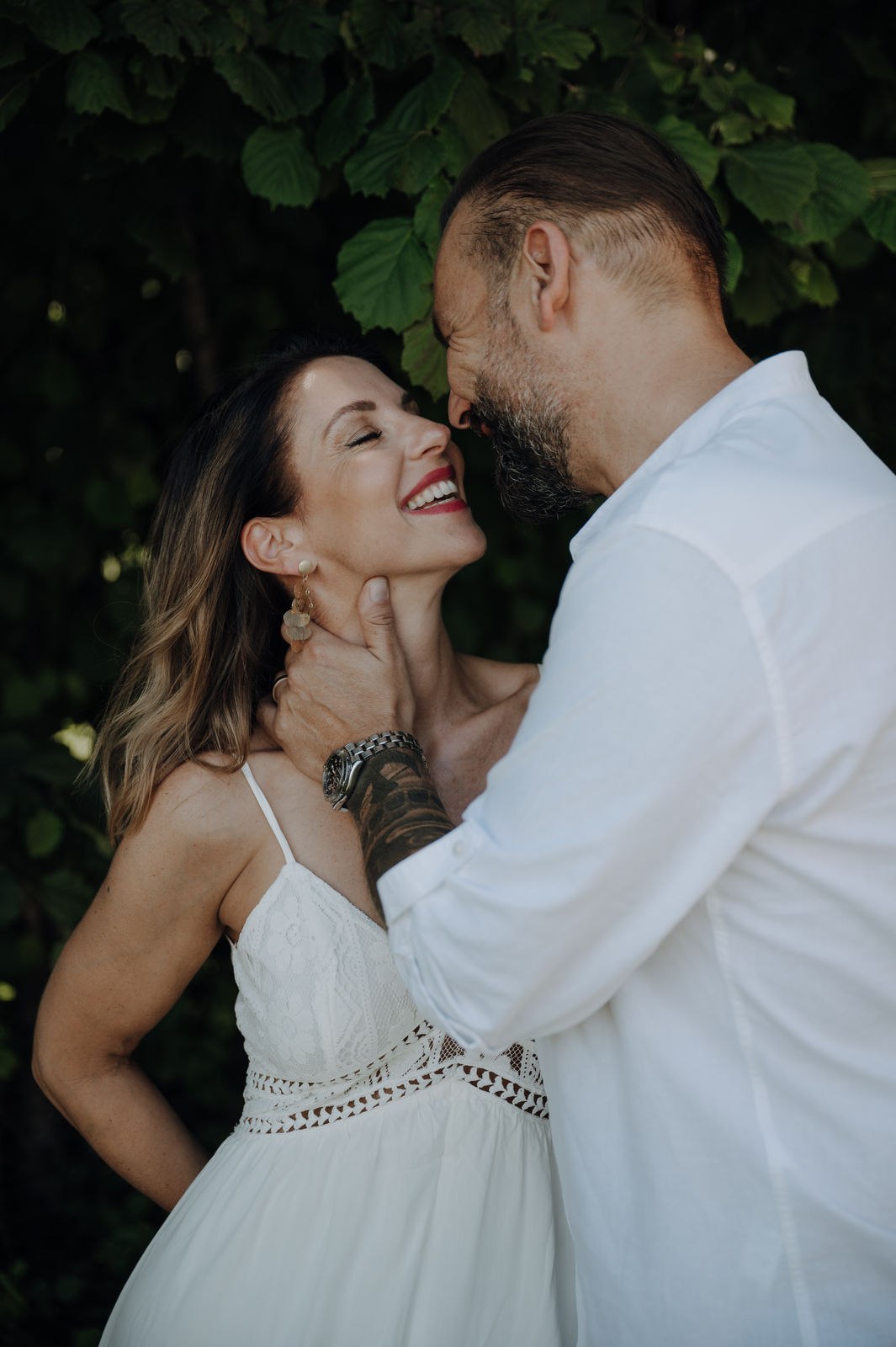 Emotionale Paarfotos Kärnten in der Natur