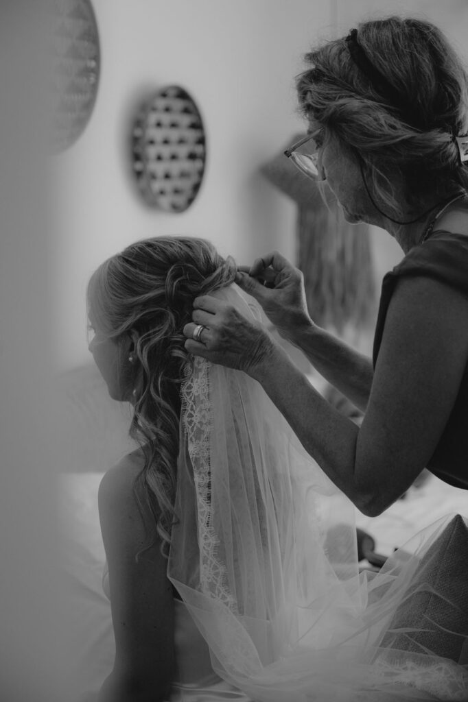 Hochzeitsfotografin in Klagenfurt für moderne, stilvolle und ungestellte Hochzeitsfotos