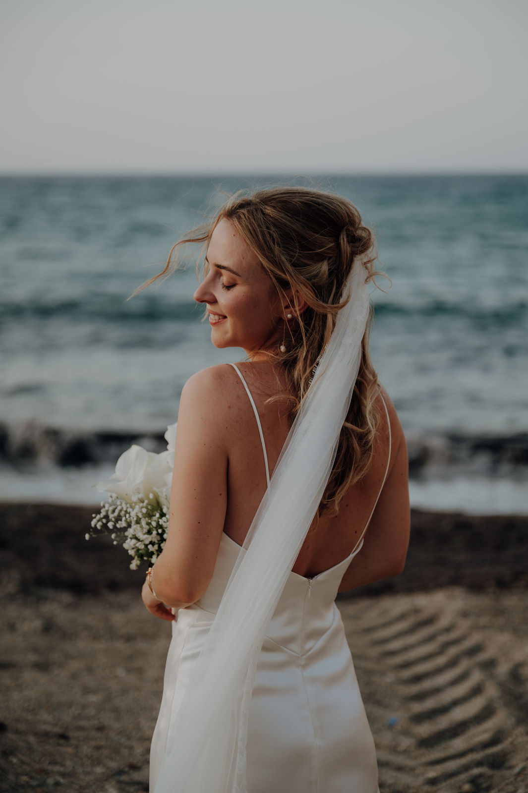 Hochzeitsfotografin in Klagenfurt für moderne, stilvolle und ungestellte Hochzeitsfotos