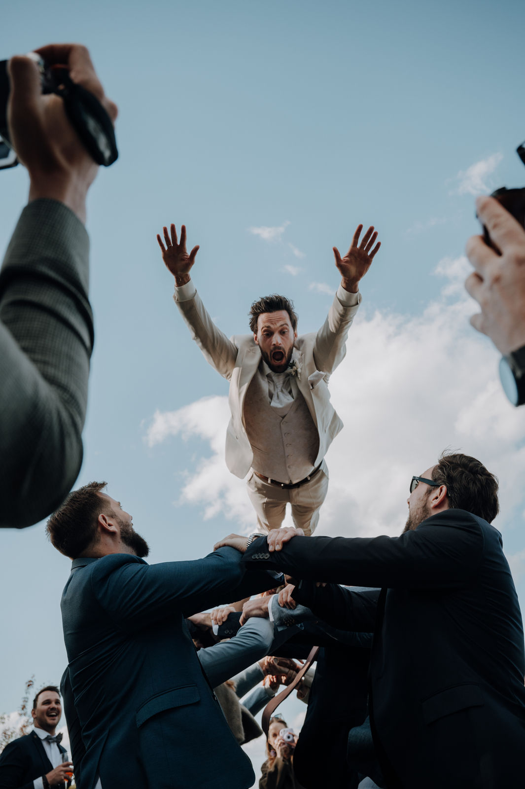 Hochzeitsfotografin in Klagenfurt für moderne, stilvolle und ungestellte Hochzeitsfotos