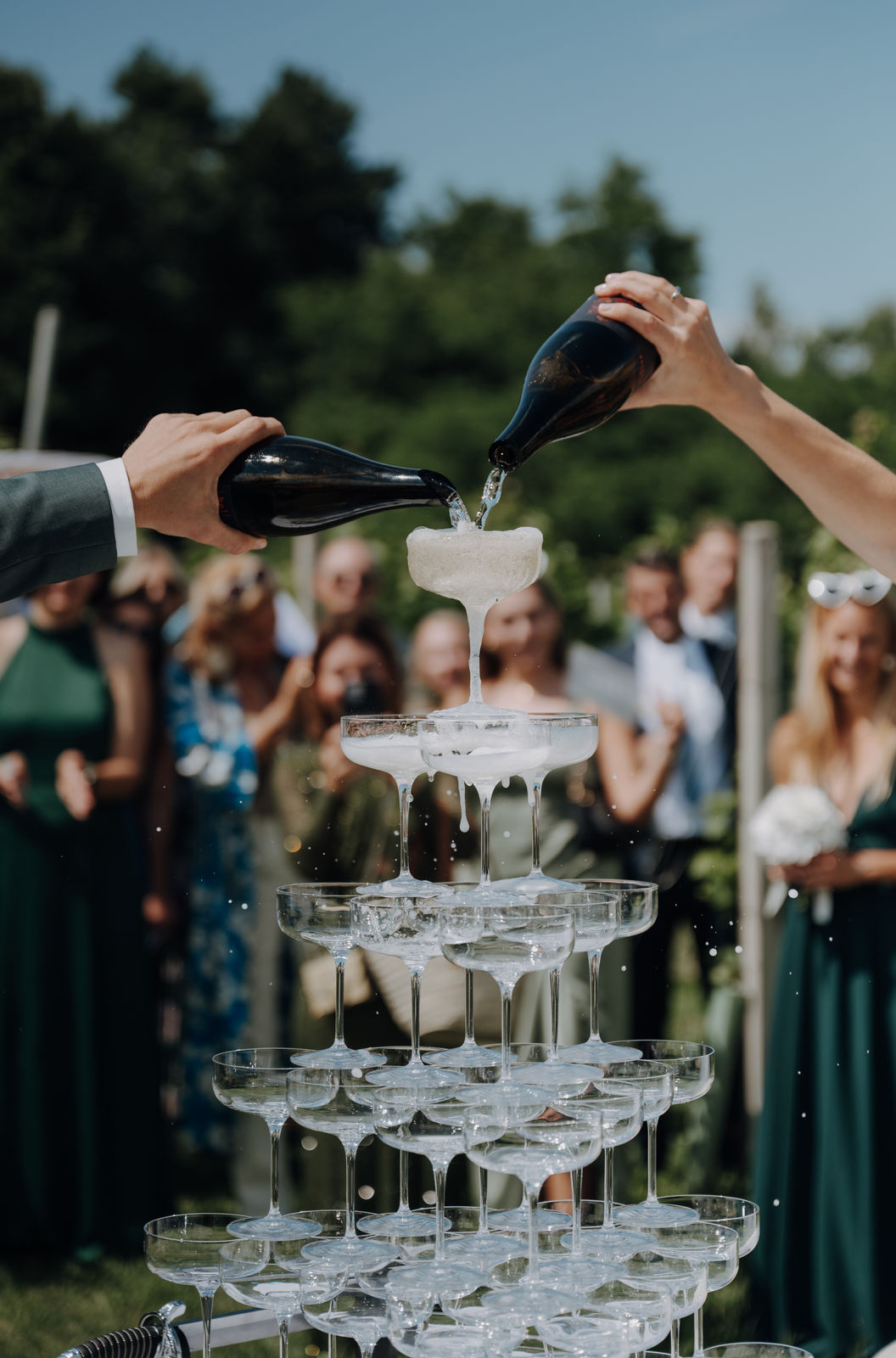 Hochzeitsfotografin in Klagenfurt für moderne, stilvolle und ungestellte Hochzeitsfotos