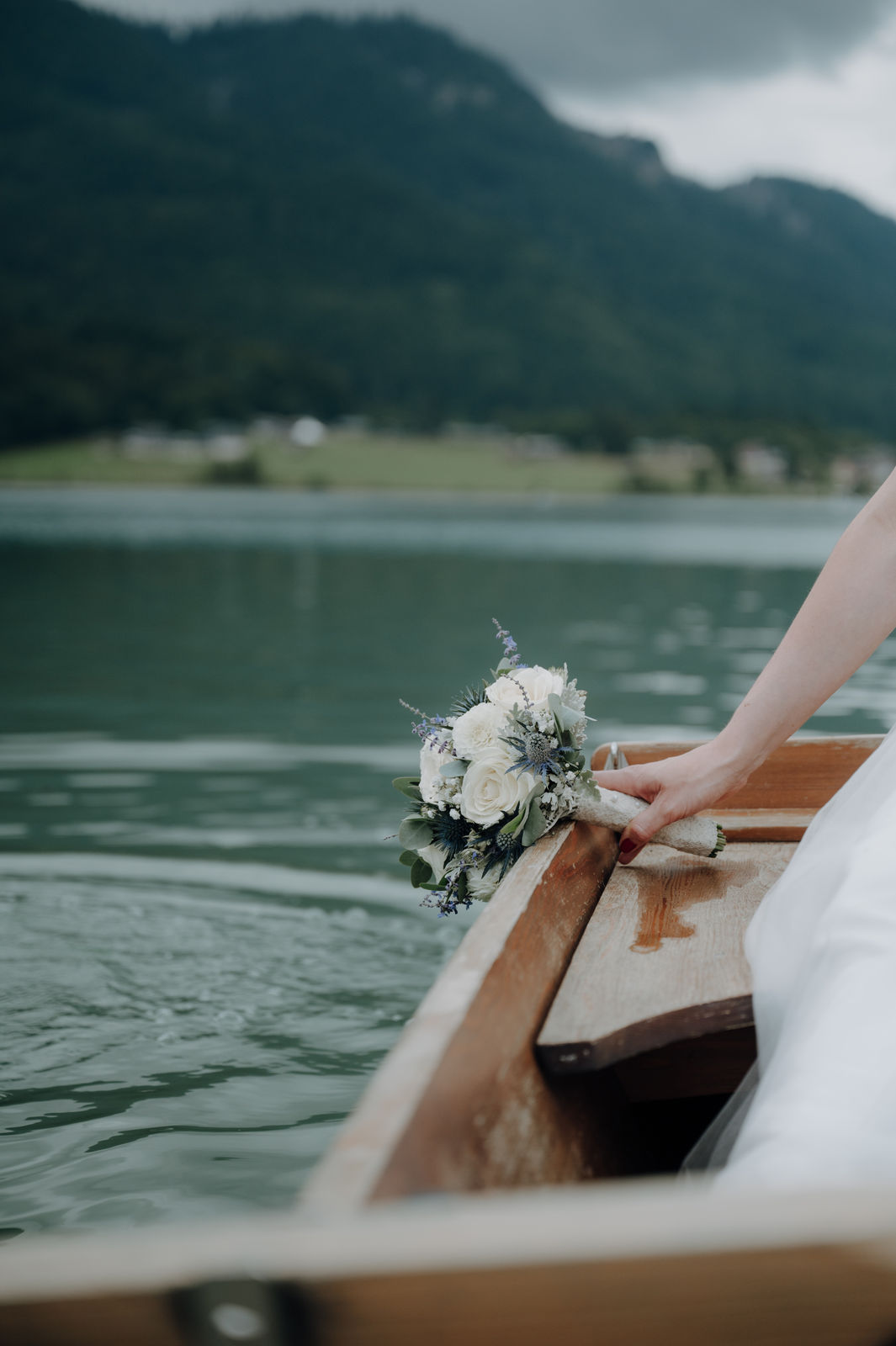Hochzeitsfotografin in Klagenfurt für moderne, stilvolle und ungestellte Hochzeitsfotos